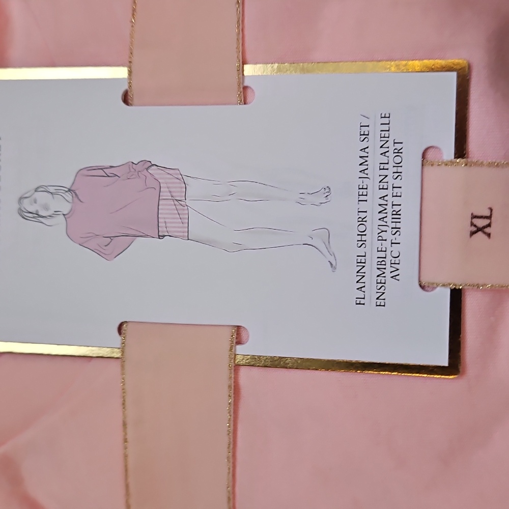 Victoria's Secret Flannel Short Tee-Jama Set, Pink, XL Valentine's Day - Picture 3 of 4